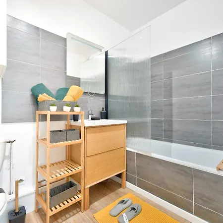 Le Cosy Yellow Appartement Lumineux A 5 Min De La Gare D'Evry Avec Parking Gratuit Courcouronnes Extérieur photo